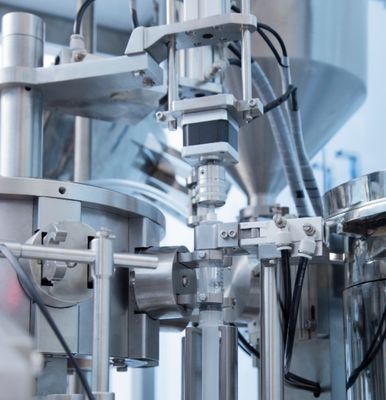 Αυτόματη μηχανή πλήρωσης πλαστικών σύριγγων με πιστοποίηση CE