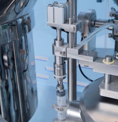 Αυτόματη μηχανή πλήρωσης προγεμισμένης σύριγγας 220V 380V Επικυρωμένη από το CE