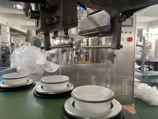 Μηχανή πλήρωσης και σφράγισης αυτοματοποιημένων πλαστικών μαλακών σωλήνων ή λαμιναρισμένων σωλήνων