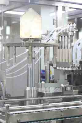 GMP Φαρμακευτική Πλαστική Μηχανή Αυτόματης Γέμισης Προγεμισμένων Συριγγών Υψηλής Χωρητικότητας