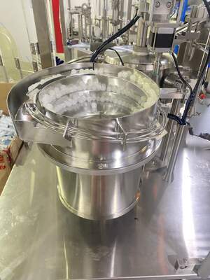 Μηχανή πλήρωσης σύριγγας για κτηνιατρική χρήση