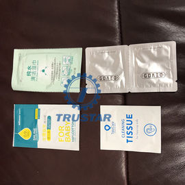 120bags/Min υγρός σκουπίζει το οινόπνευμα ταινιών μηχανών συσκευασίας OPP σκουπίζει τη μηχανή