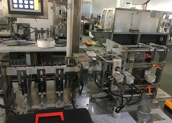 μη υφανθείς υγρός 380V Spunlace σκουπίζει τη μηχανή συσκευασίας, reliver να φαγουρίσει σκουπίζει τη μηχανή συσκευασίας